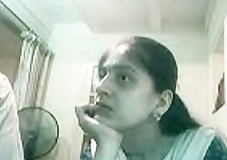 Lucknow Paki Girl sucks 4 inch Indian Muslim Paki Unearth more than Webcam