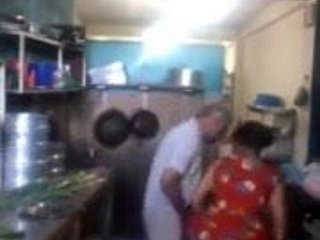 Sri Lanka Dueño de chilled through tienda coger su criada