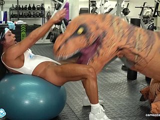Camsoda - Hot milf stepmom fucked by trex on every side real gym coition