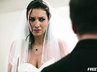 Pengantin Gets Exasperation Fucked oleh Fellow-man of the Groom sebelum pernikahan