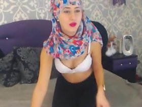 hijab puta legging saltos