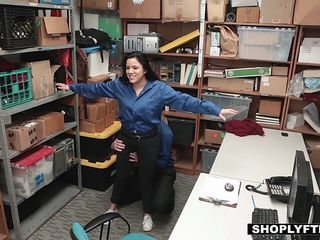 ShopLyfter - LP Office-holder Humiliates Clever Teen Thief