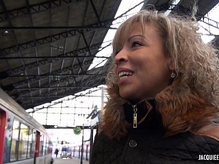 Französisch Pornofilm - Sabrina chaude Martiniquaise