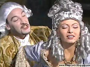 इतालवी रेट्रो पोर फिल्म में 18 वीं सदी के कट्टर सेक्स